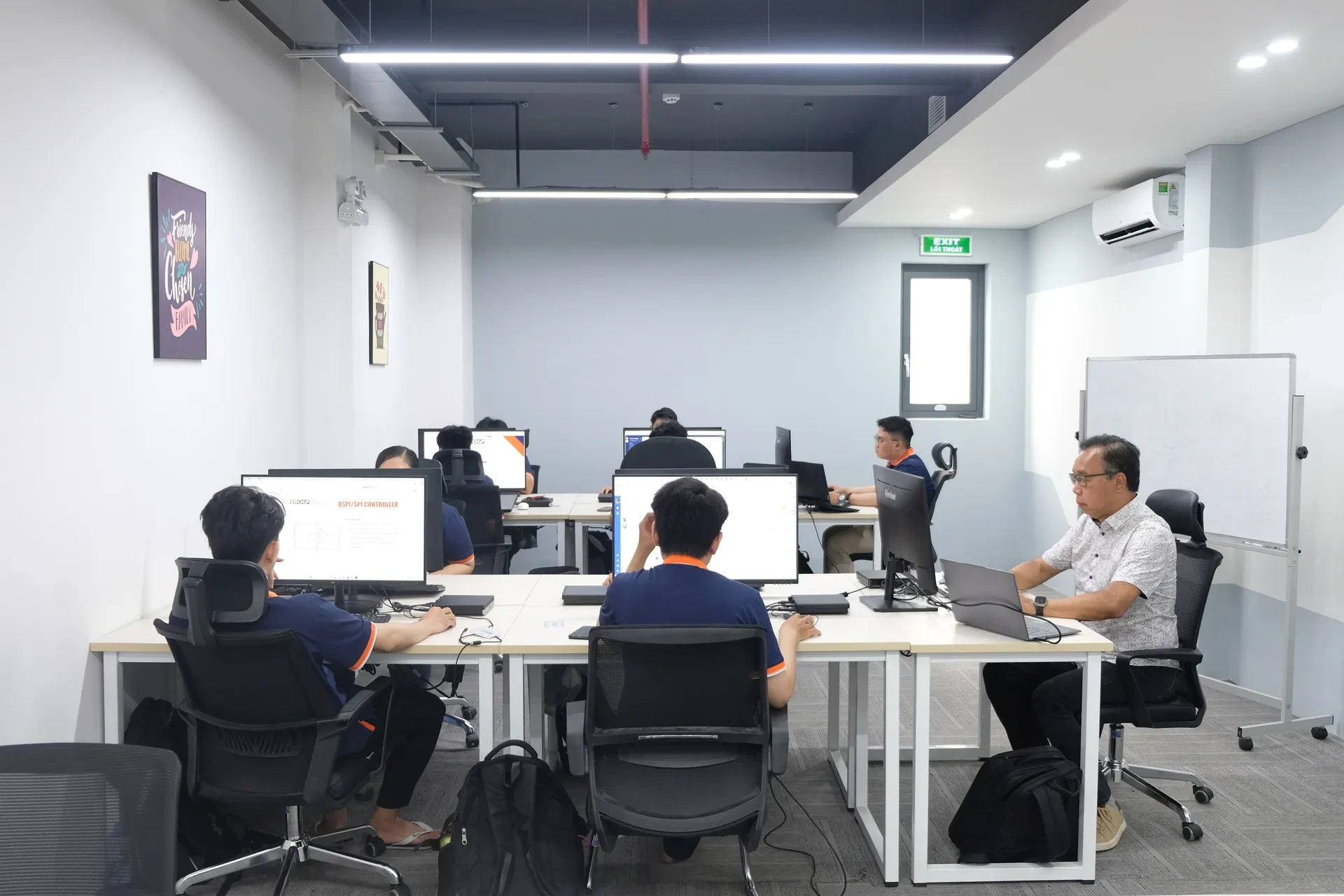 Cleanroom Workstations